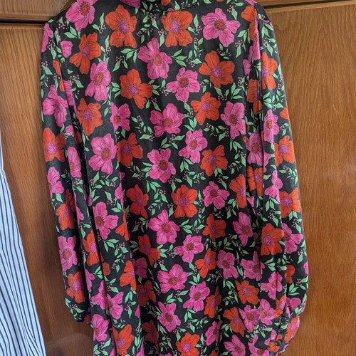 Mango mini dress size large like new, multicolored