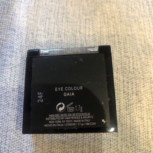 H&M Gaia eyeshadow green metallic khaki new