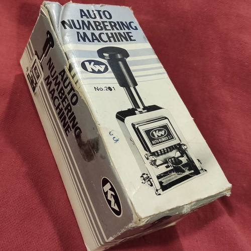 Metal collectible number stamp unused 1950-1970 in packaging