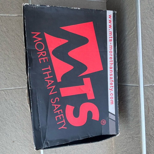 Safety shoes French origin new, with front steel toe