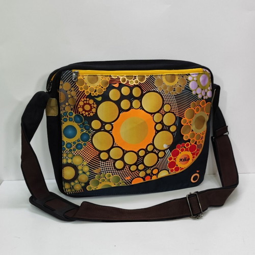 70SUP Retro Crossbody Laptop Bag new