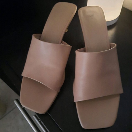 Mules with kitten heel H&M like new, beige
