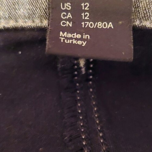 Women's Airy Black Top and Stylish H&M Jean Capri with Glitter Like New
