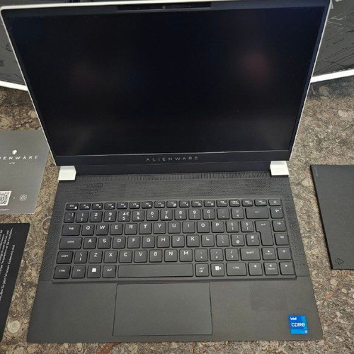 Dell Alienware x14 laptop Full HD, Intel Core i7, 16GB RAM, 512GB SSD