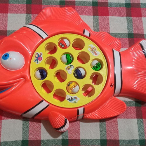 Fish board game used without box