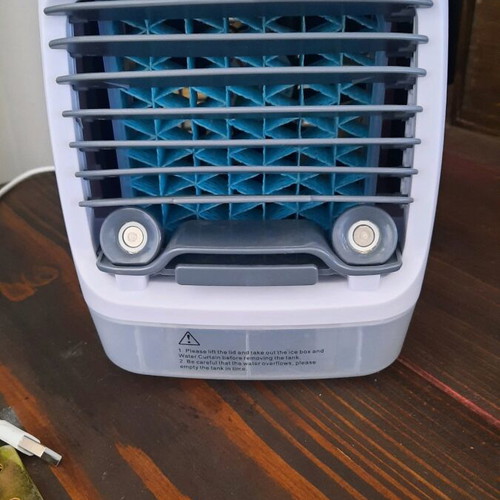 Tabletop air conditioner like new