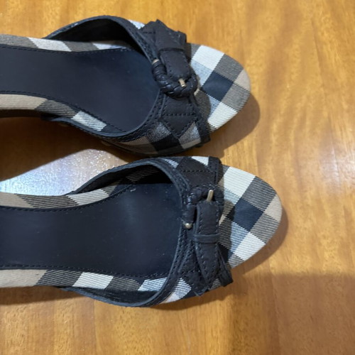 Burberry vintage women's mules like new, Nova Check pattern