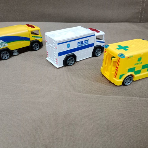 Teamsterz toy cars used, set of 3, length ~11 cm