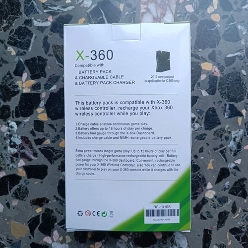 Xbox 360 battery pack and cable set new