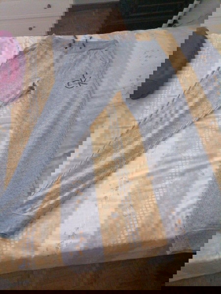 φόρμα calvin klein