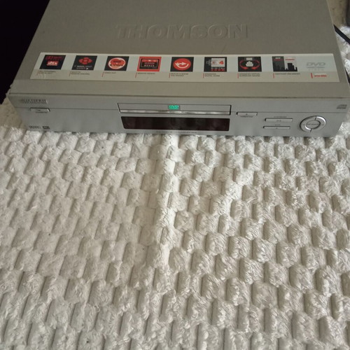 Thomson DTH500S DVD player, defective for repair or spare parts