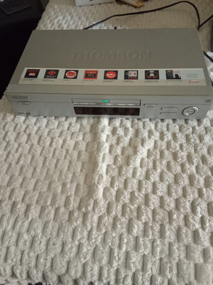Thomson DTH500S DVD player, defective for repair or spare parts