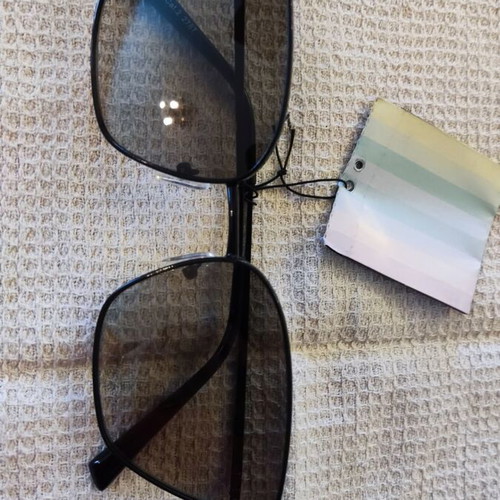 Solo-Solis NDL2767 sunglasses new, black finish, cat-eye design