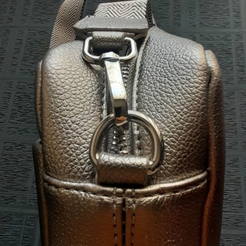 Women's crossbody bag silver, new, spacious and comfortable