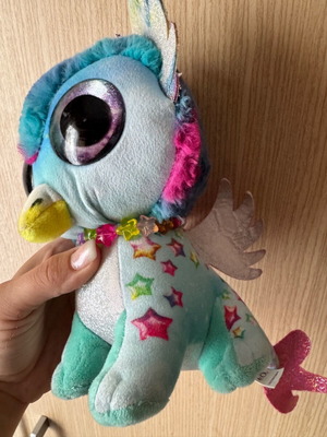 Plush dragon like new
