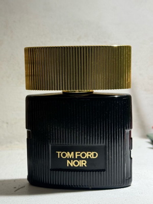 Tom Ford Noir Pour Femme Eau de Parfum 30ml like new
