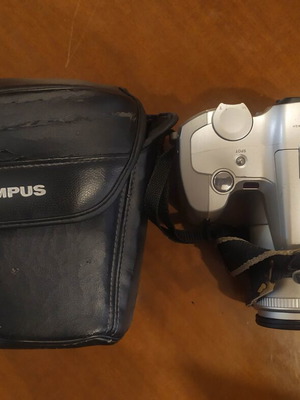 Olympus IS-5 Deluxe αναλογική φωτογραφική μηχανή μεταχειρισμένη, vintage μοντέλο με θήκη