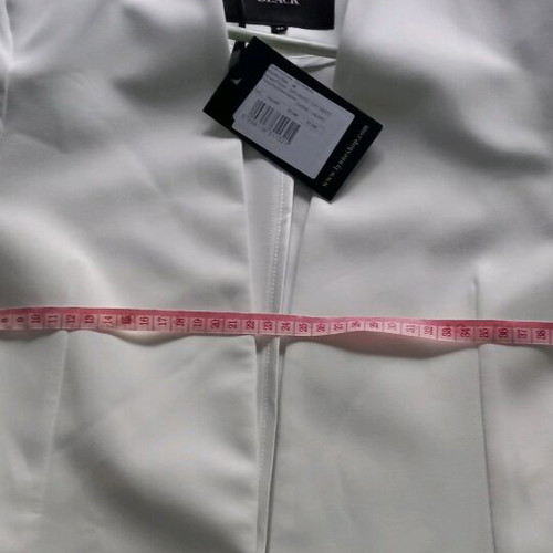 Lynne white blazer new, size XL with slim fit
