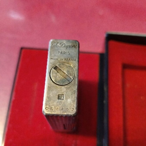 ST.Dupont 1971 lighter used, needs service