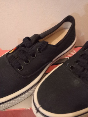 Black canvas shoes size 36
