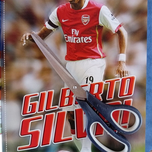 Match Football Magazine Issue 12-18/9 2006 like new with Tottenham posters
