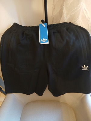Adidas Originals dark blue shorts, men's M, new with tags