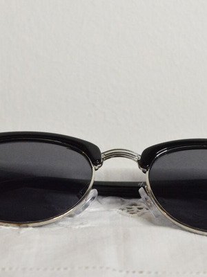 H&M Round Sunglasses Black Silver Like New