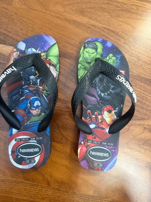 Havaianas Marvel kids flip-flops like new, size 31-32, black