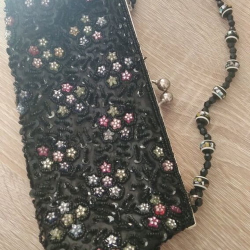 Beaded shoulder clutch bag used, black vintage