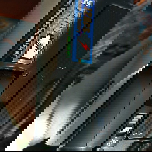 Hitachi video camera σε άριστη κατάσταση με τσάντα και φορτιστή