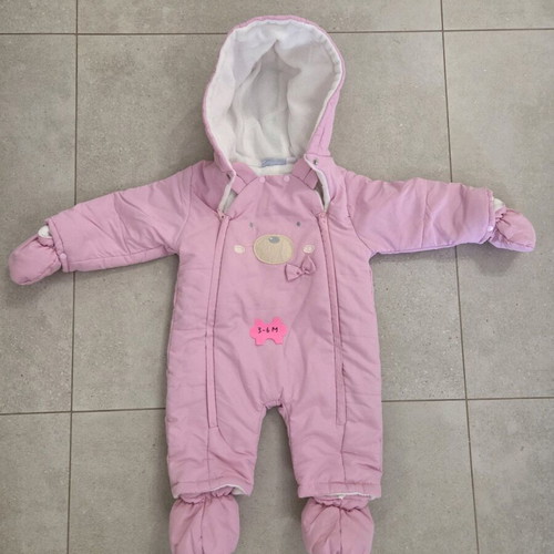 Baby snowsuit used in very good condition