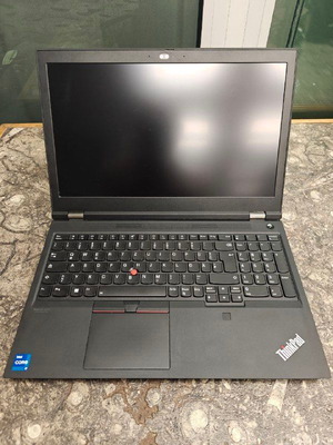 Lenovo ThinkPad P-15 Gen. 2 workstation like new with 2 chargers