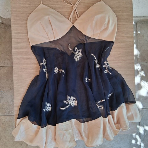 Victoria's Secret Babydoll slip used, beige and dark blue, size S