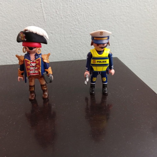 Playmobil figures set