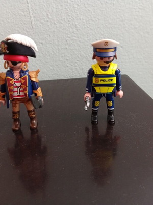 Playmobil figures set