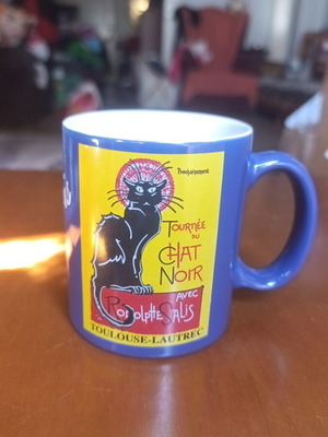 Le Chat Noir ceramic mug from Paris with iconic poster design