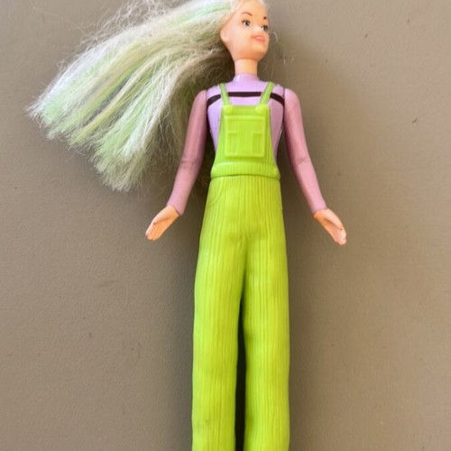 Teen Skipper doll used, good condition