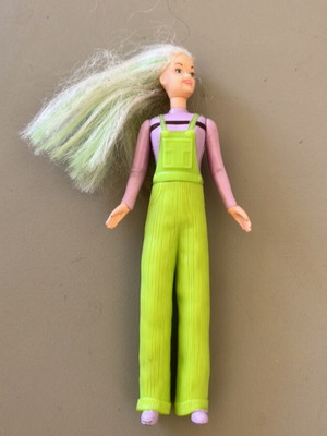 Teen Skipper doll used, good condition