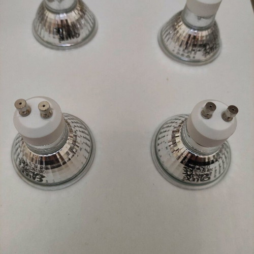 Set of 4 Halogen GU10 50W bulbs used, functional