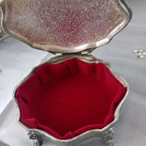 Silver-plated jewelry box with velvet lining like new