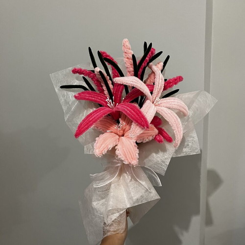 Bouquet with various pipe cleaner flowers new