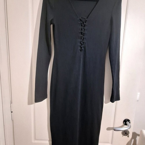 Midi rib dress like new, black with opening, long sleeve