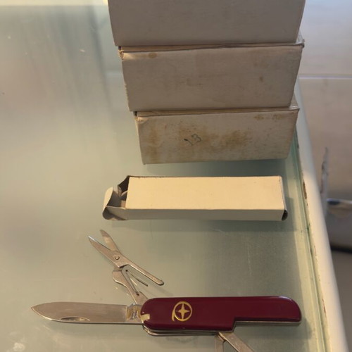 Multitool pocket knives new, lot of 43 pieces