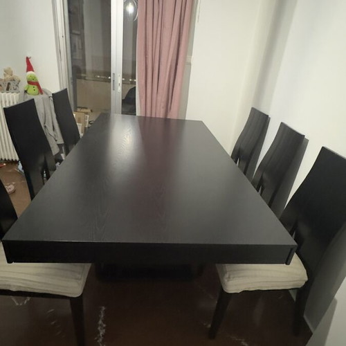 Dining table with set of 6 chairs like new, black, rectangular with extensions