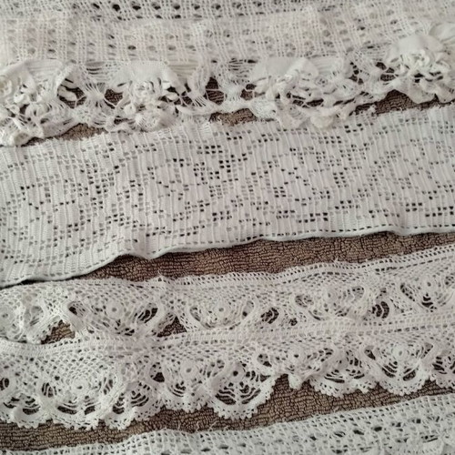 Handmade lace for pillowcases like new