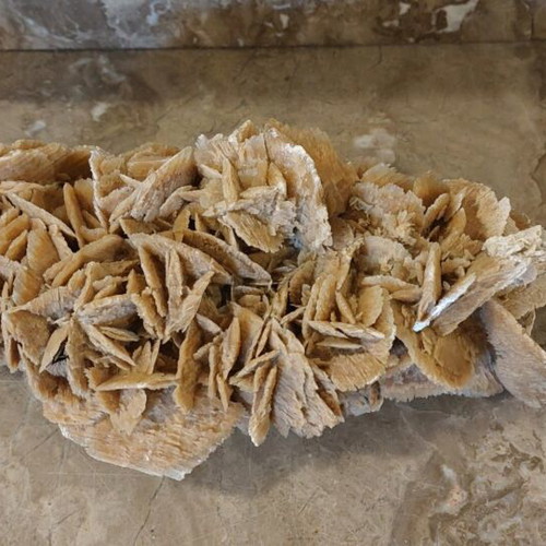 Desert Rose natural crystal like new