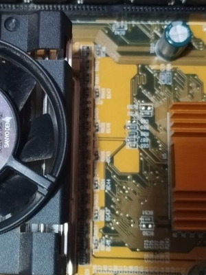 Vintage Μητρική ECS + Intel Pentum III 800Mhz + Ram 750MB - πακέτο