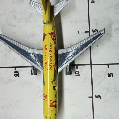 Iron large airplane toy used with push back mechanism and door button
