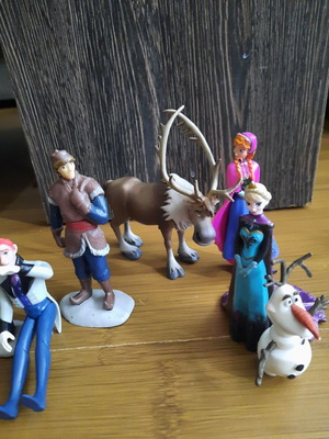 Frozen figurines, lot of 8, Disney characters