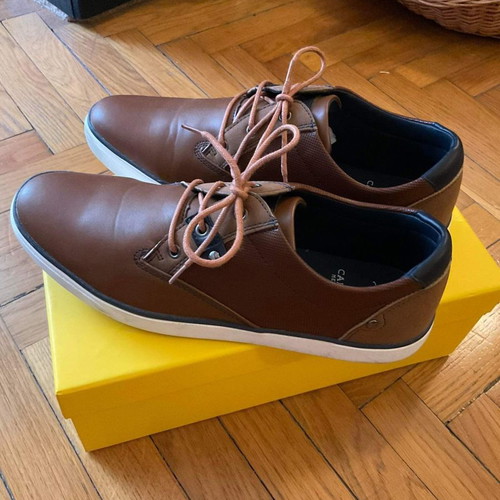 The Calgary mens club shoes new, size 44